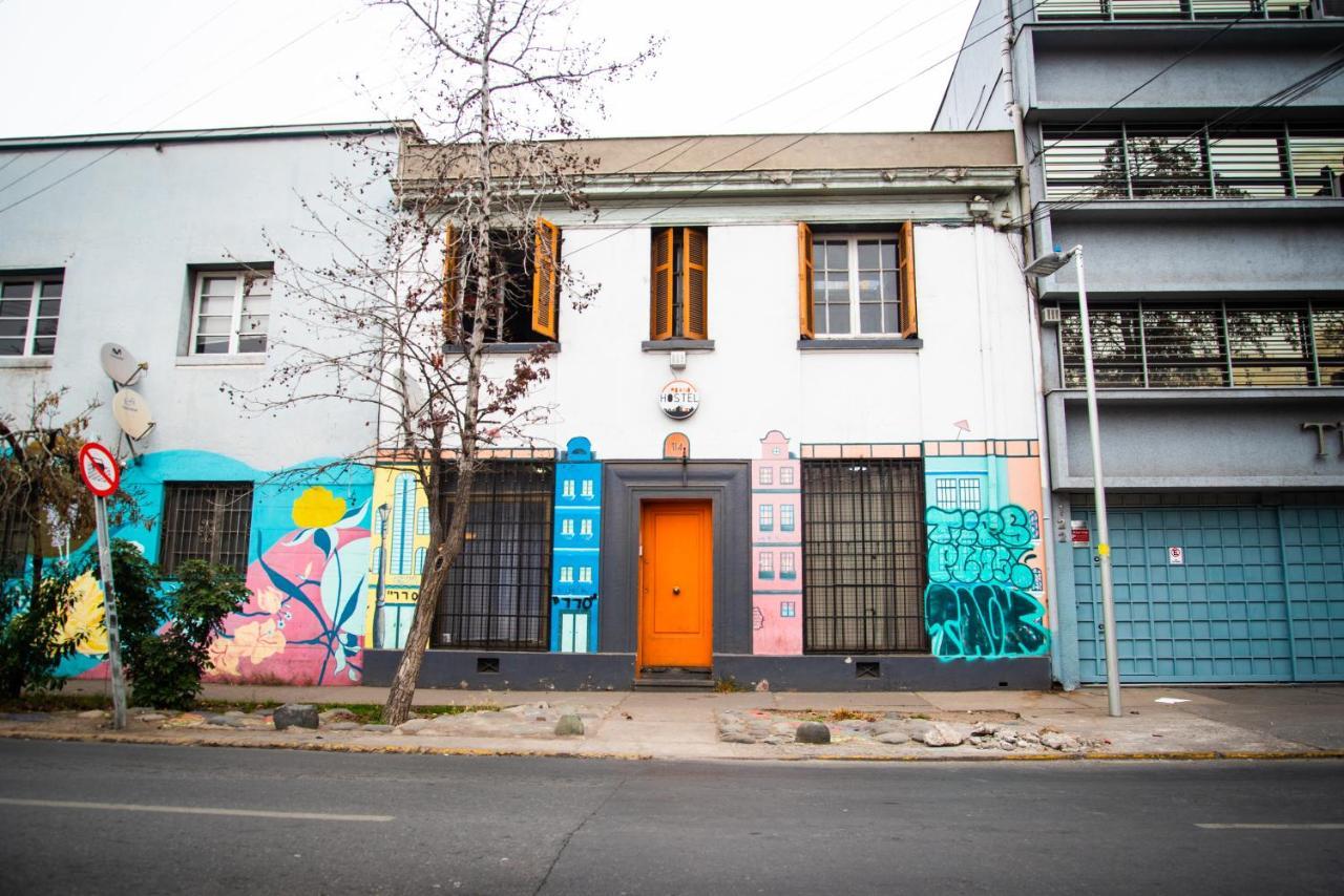Urbano Hostel Santiago Exterior photo